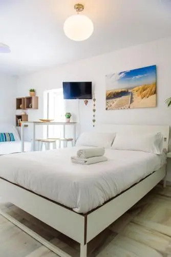 Livingtarifa Apartamento Bianco