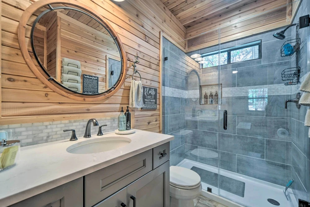 'lakewood Secret' Cabin ~ 4 Mi to The Lake!