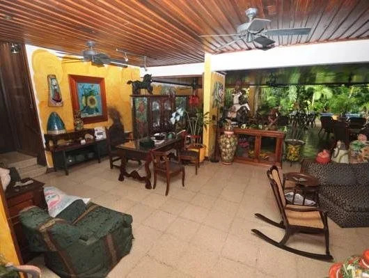 Hostal Real Los Robles