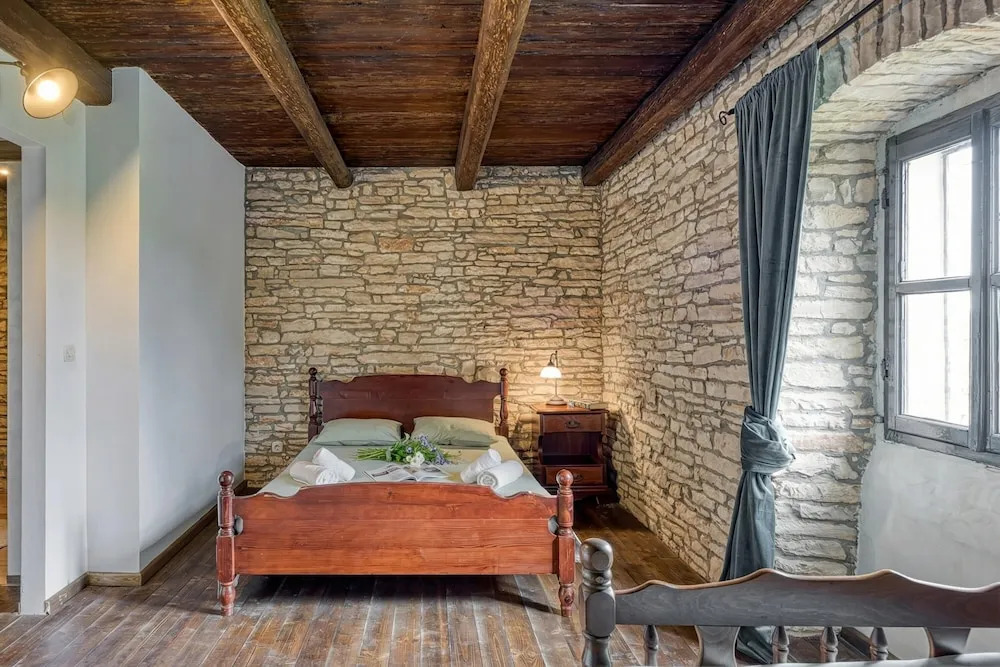 Villa Capadinka With Whirlpool