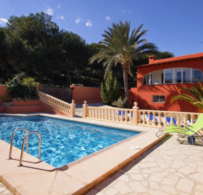 Villa - 8 Bedrooms with Pool and WiFi - 106415