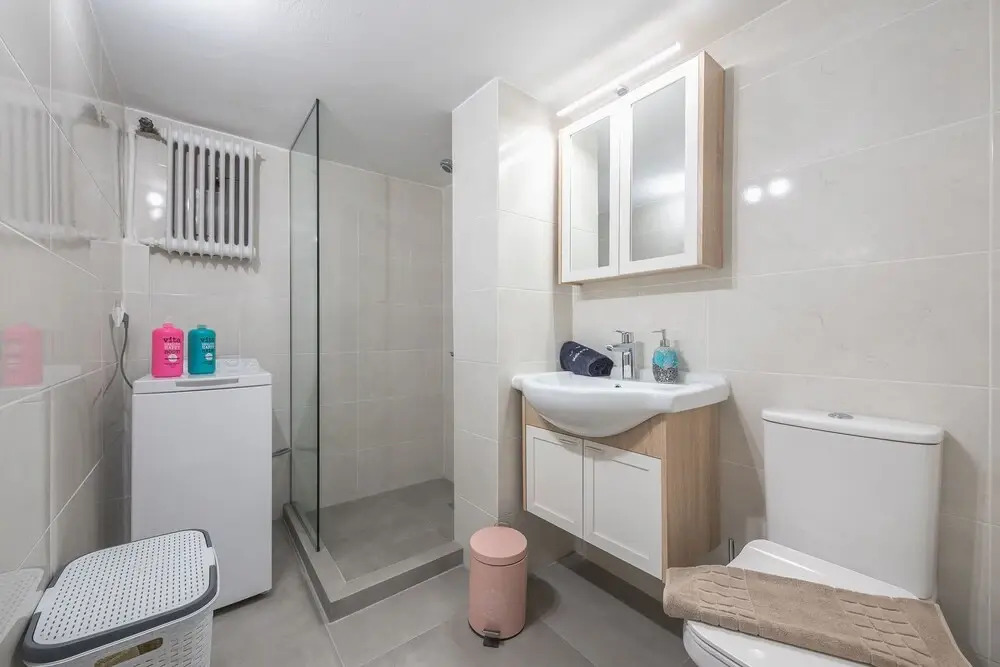 Supreme Suite with balcony by Cloudkeys