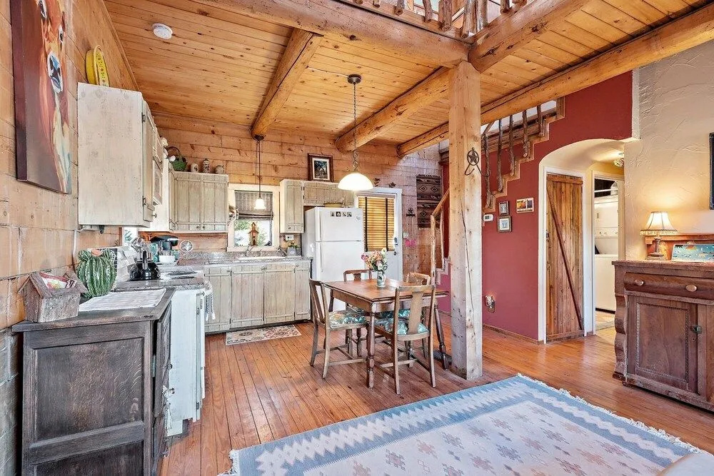 Mighty Oak Log Cabin 2 Bedroom Cabin by RedAwning