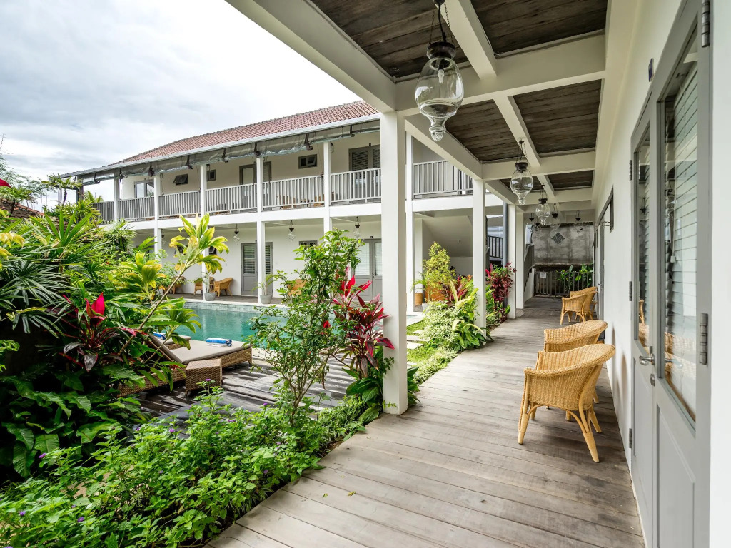 The Peacock Inn