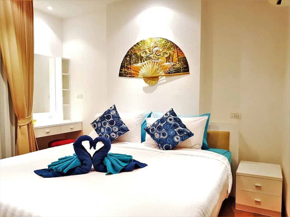 Phuket Villa Patong Beach by PHR
