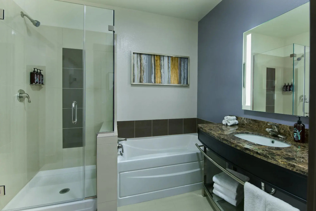 Oxford Suites Sonoma - Rohnert Park