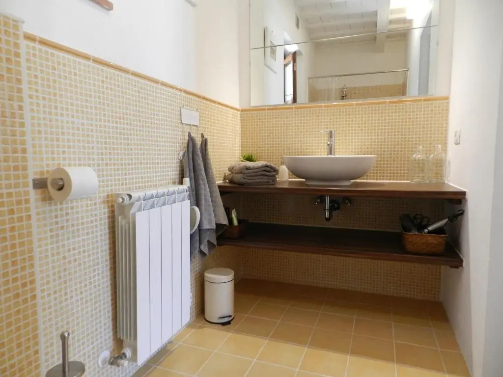 Rosa nel Pozzo Apartments and B&B