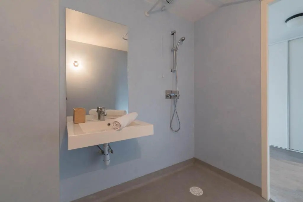 THEO - Appartement proche gare,WIFI,arrivée 24 24