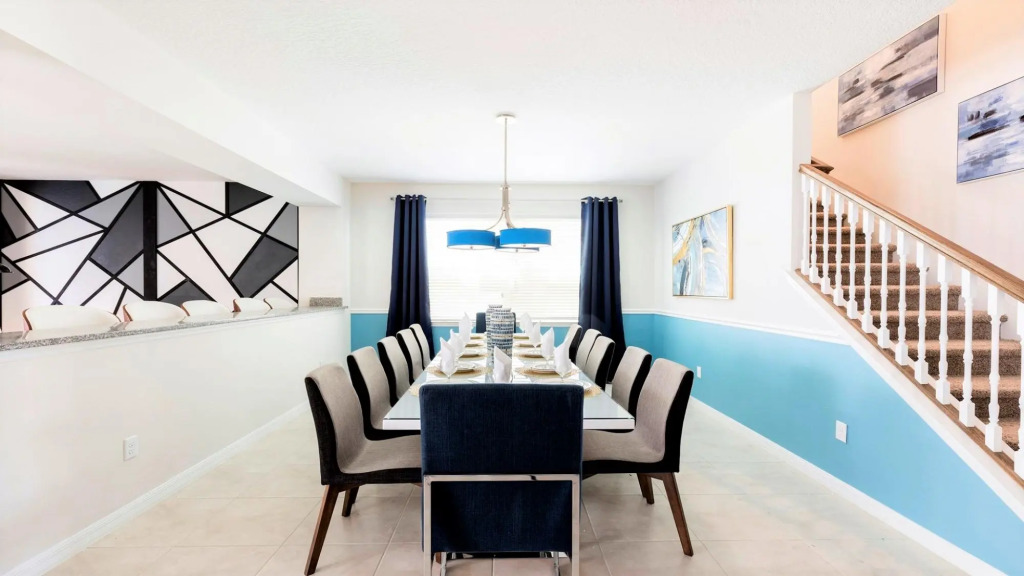 Spacious Villa w South Pool Game Near Clubhouse