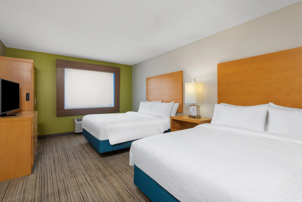 Holiday Inn Express & Suites Wheat Ridge-Denver West by IHG