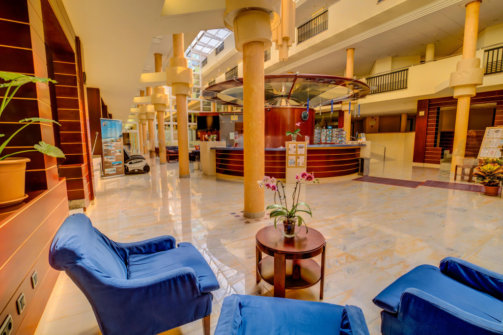 SBH Crystal Beach Hotel & Suites - Adults Only