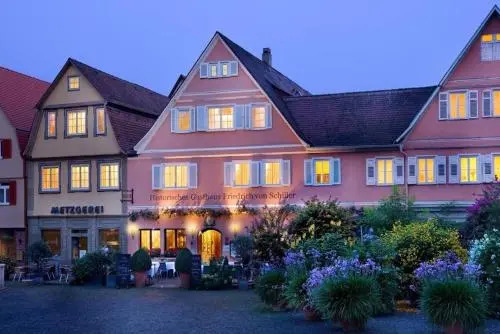 Friedrich von Schiller Hotel
