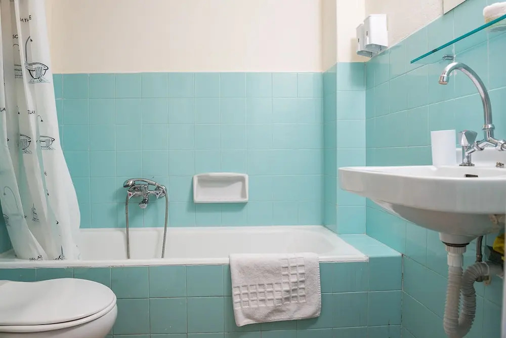 Vintage Athens Apartment by Cloudkeys