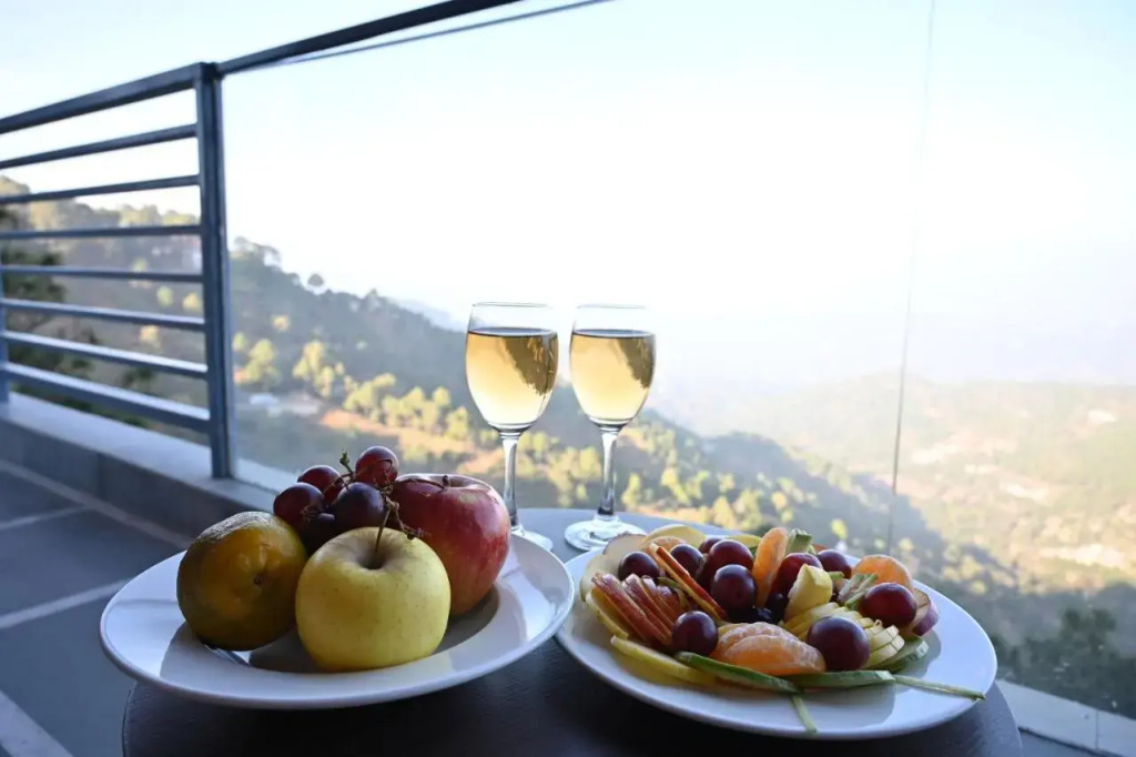 1 BR Guest house in Village Khajret,, Kasauli, by GuestHouser (36A3)
