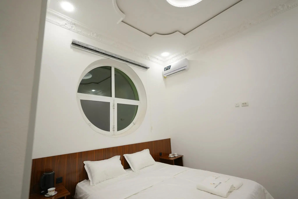 Chehran Hotel