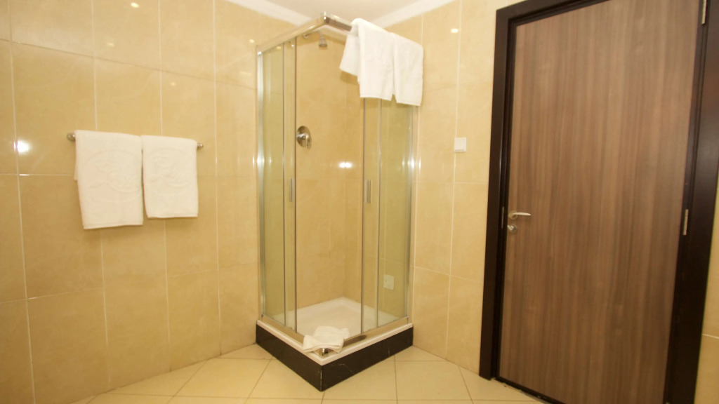 Elilly International Hotel