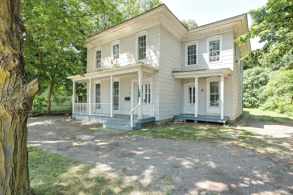 Walk to Dtwn Bath: Apt Near Keuka Lake & Wine Trl