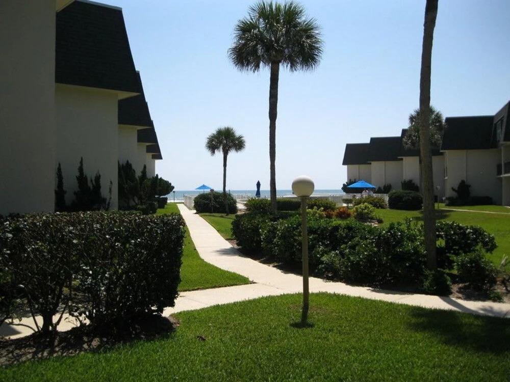 114 Surfside - 2 Br Condo