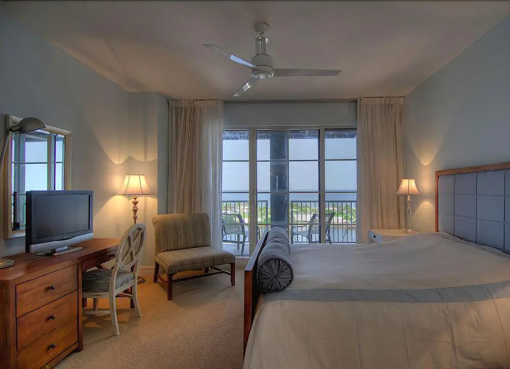 Harborside Suites at Little Harbor