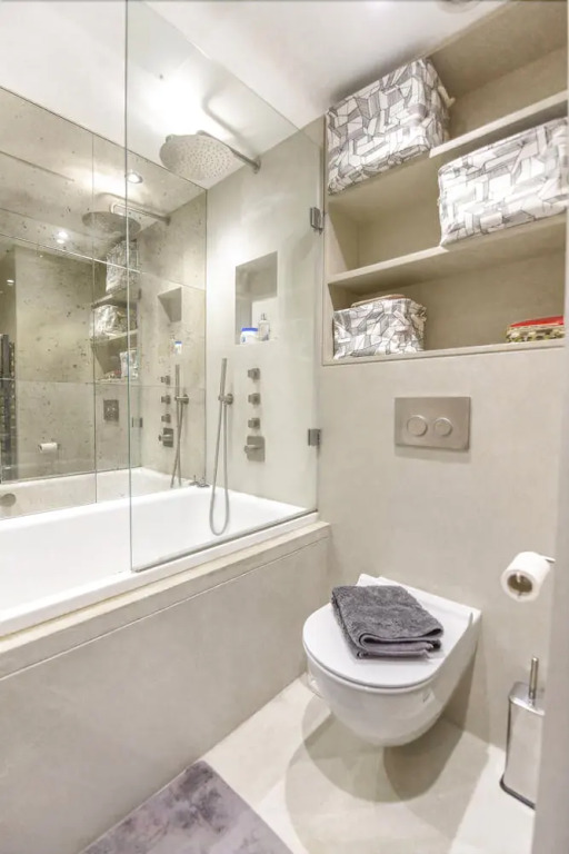Loft Style Apartment in Central London! 2br!