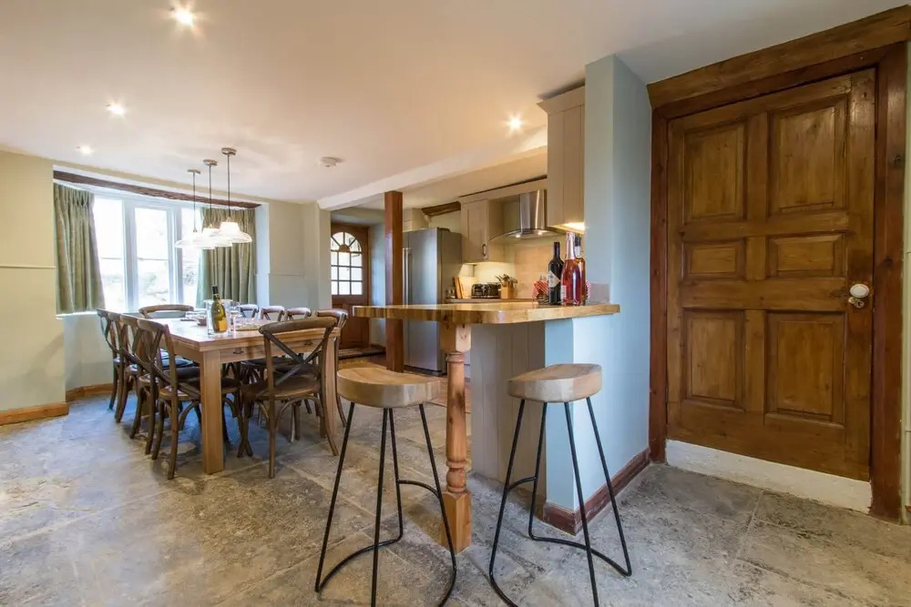 Atherstone Farmhouse & Cottage