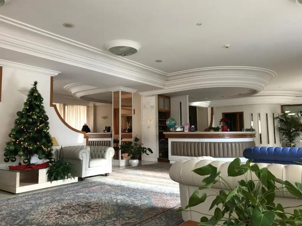 Mondial Park Hotel