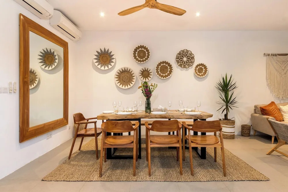 Villa Manusa by Villa Finder