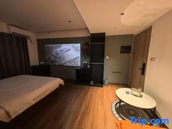 Wanyi Audio-visual Apartment (Wanda Plaza)