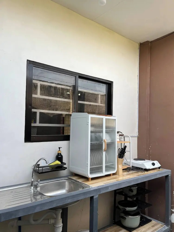 Bloomstone - 2BR Family Suite in Gensan