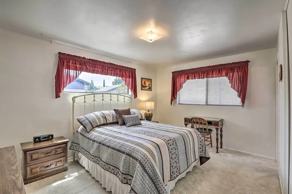 Bisbee Home < 1/2 Mi to Park & Tennis Courts!