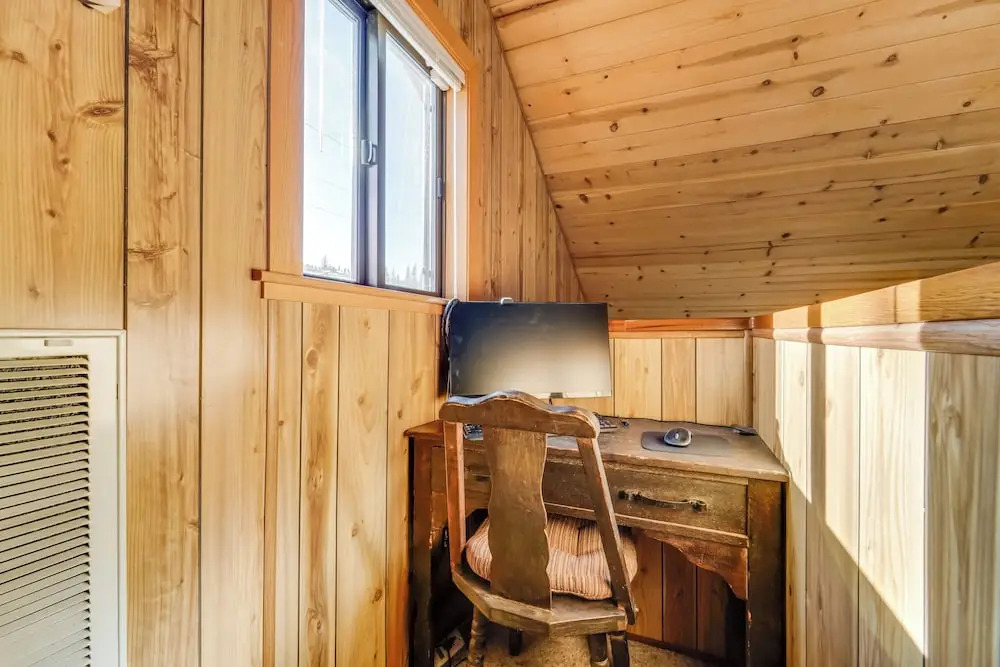 6 Mi to Sugar Bowl Resort: Soda Springs Cabin