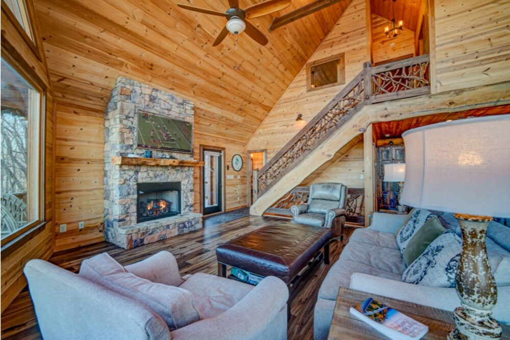 The Hideaway by Escape to Blue Ridge