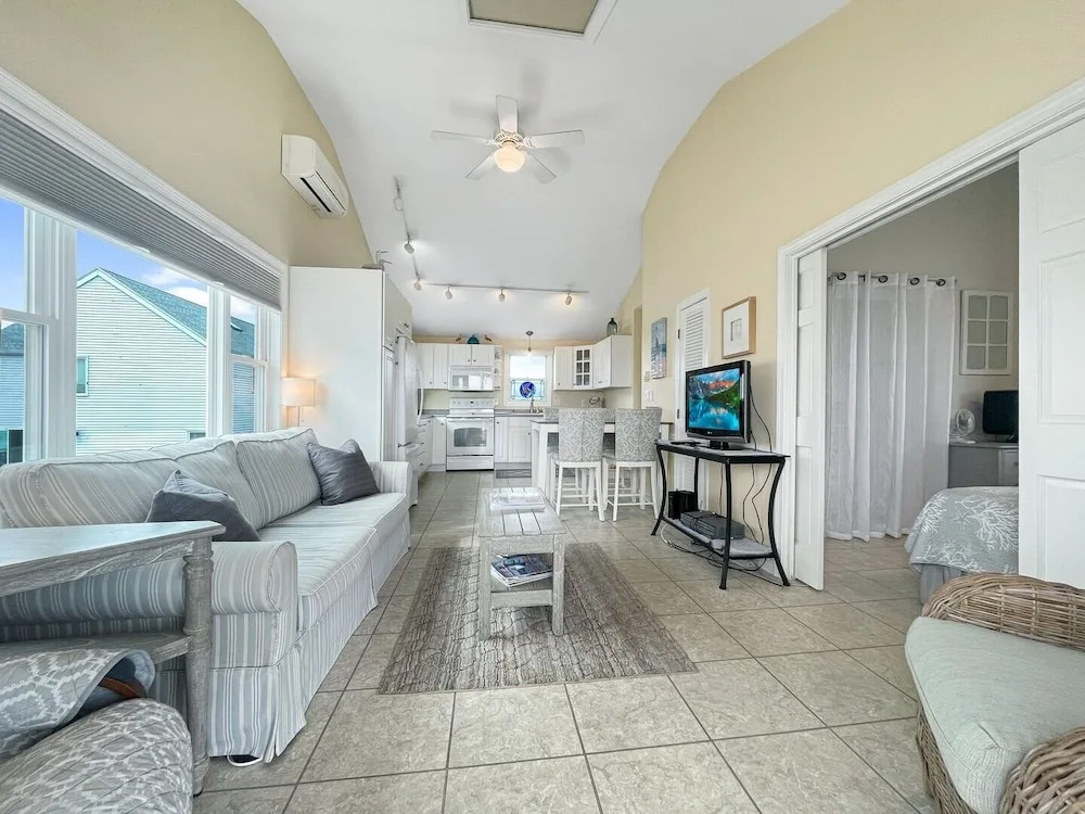 Seascapes - W153 Fantastic Condo Steps Away From Wells Beach And Town Center 2 Bedroom Home by RedAwning