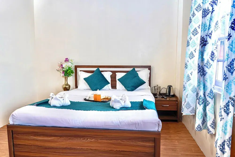Hotel Pine Crest Inn, Darjeeling