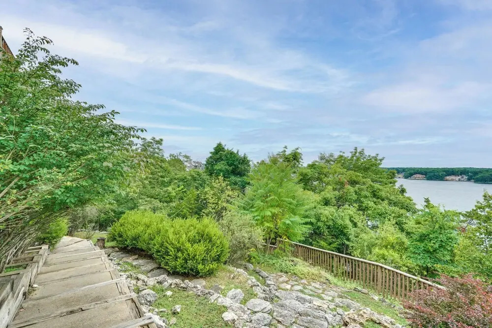 Spacious Osage Beach Home w/ Panoramic Lake Views