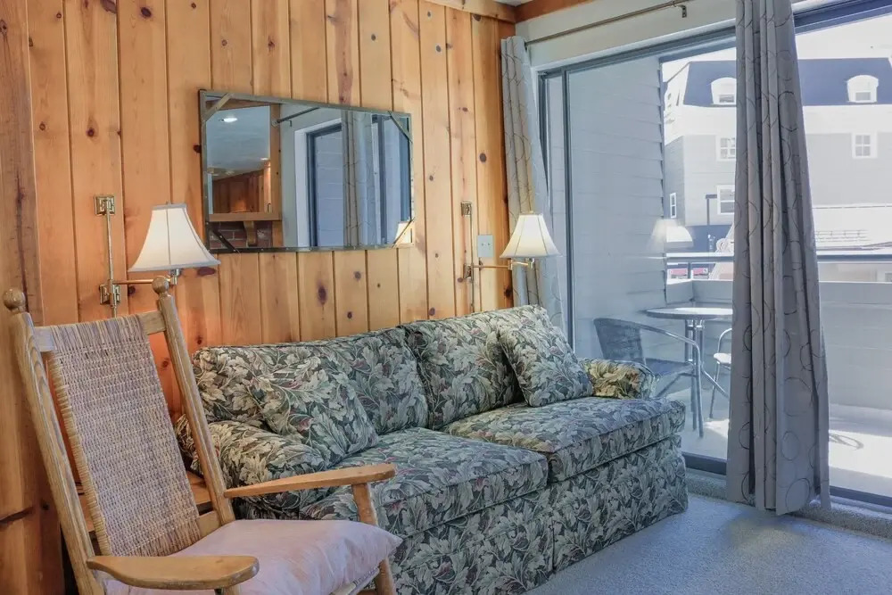 Ski Lodge Studio Studio Bedroom Condo by RedAwning