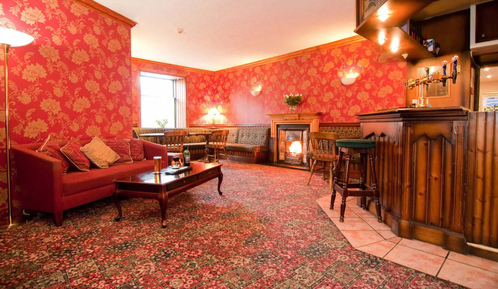 Castletown Hotel