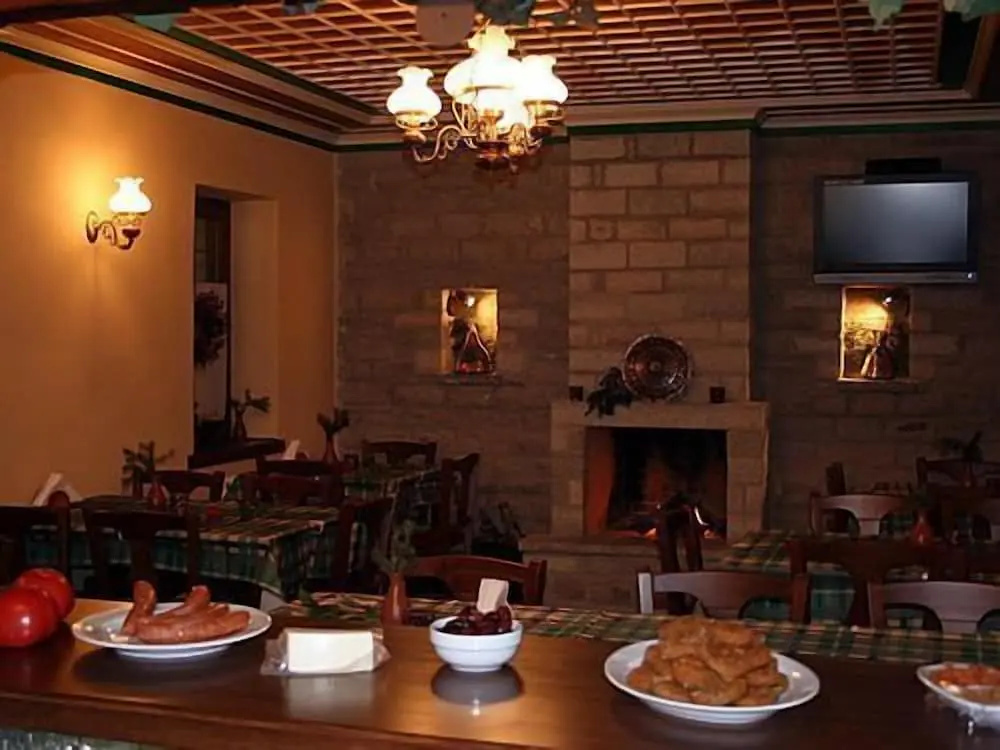 Nikolas Guesthouse