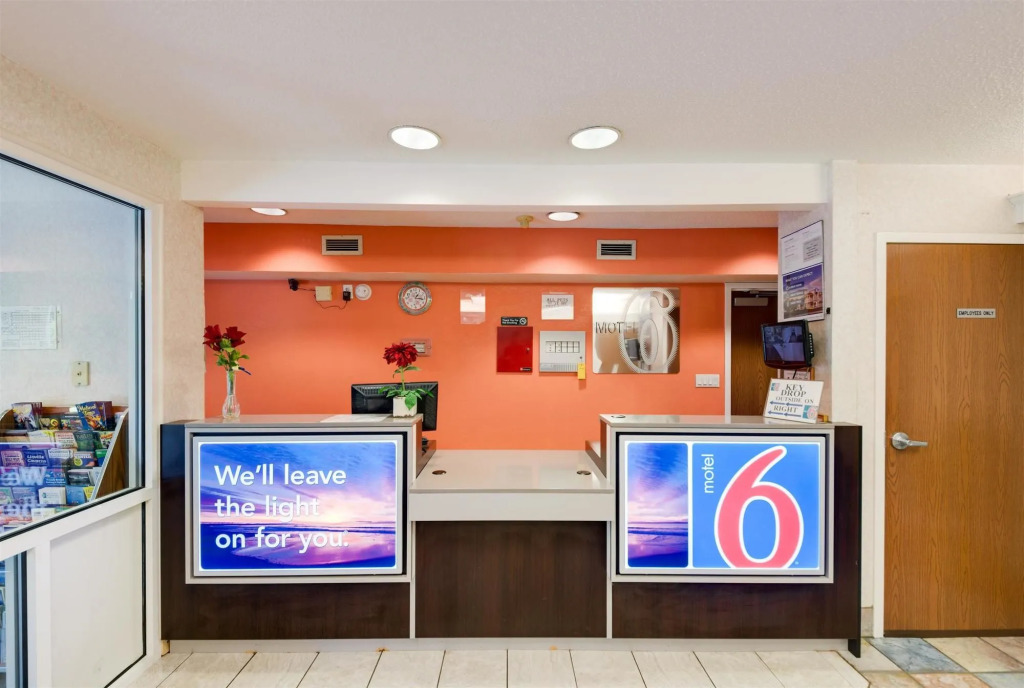 Motel 6-Statesville, NC