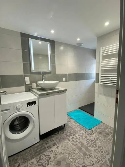 Petite maison rénovée entièrement à Chanac