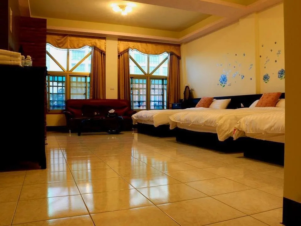 Lianhang Hostel