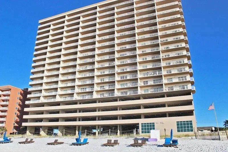 Crystal Shores West 805