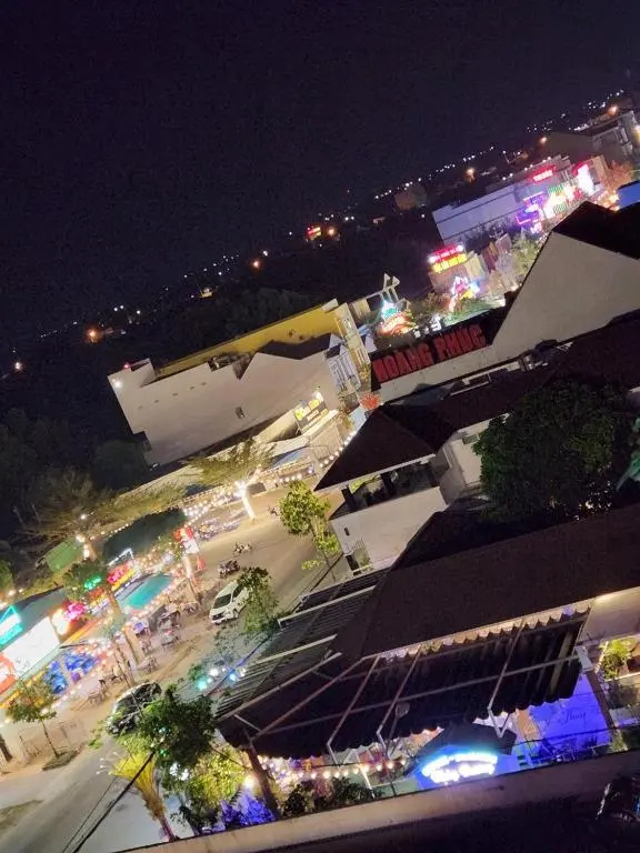 Van Nhi Hotel