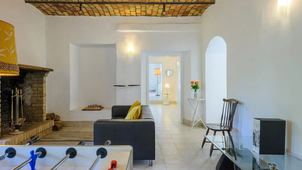 VILLA ARDENTE 12&1, Emma Villas