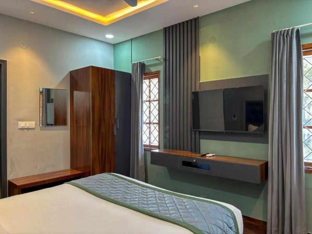 Palm Mystic Inn - Indiranagar