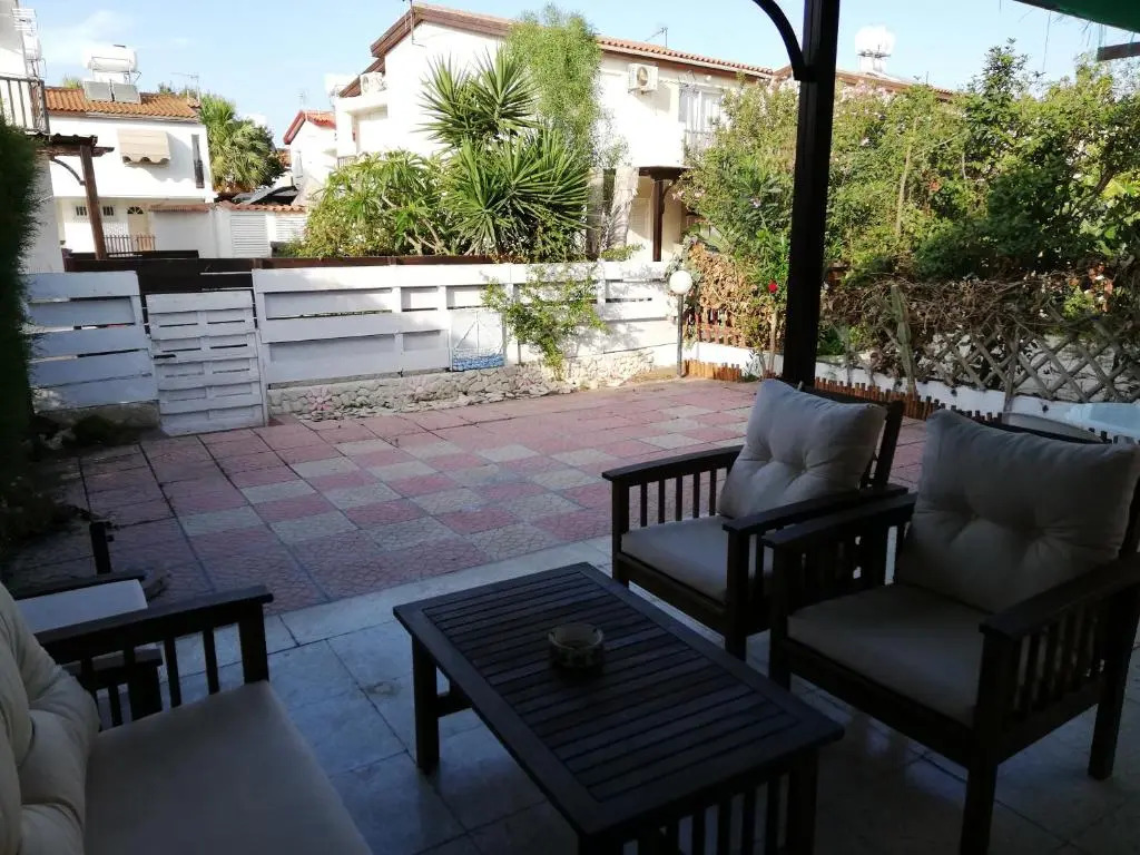 Spyros Seaside gardens 72