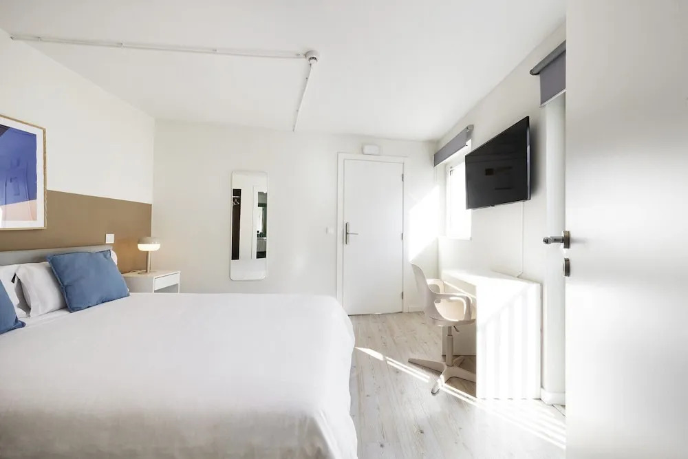 Lisbon Oriente Suites by Olala Homes