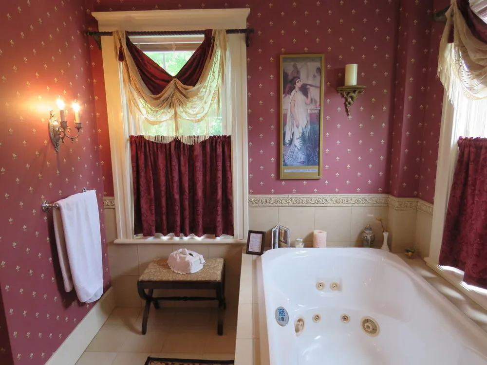 The Sleigh Maker Inn Bed and Breakfast