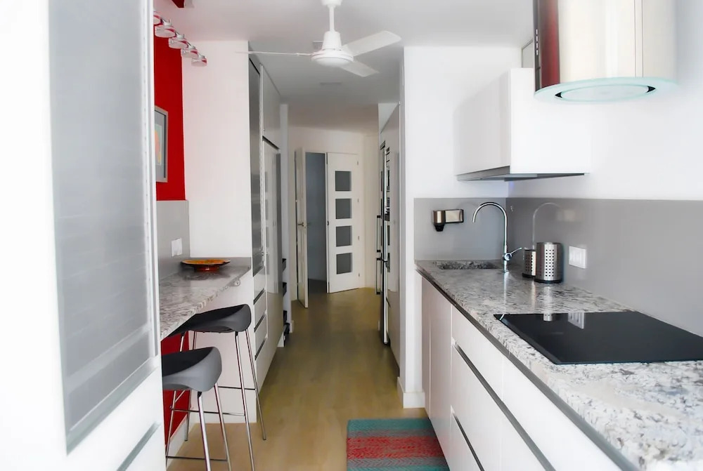 Living4Malaga Reding Superior Apartment