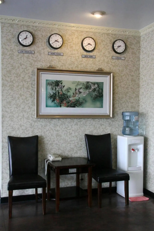 Metro Plaza Hotel